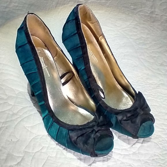 F24 Shoes - F24 Open Toe Pumps